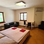 Turold Apartamento Mikulov